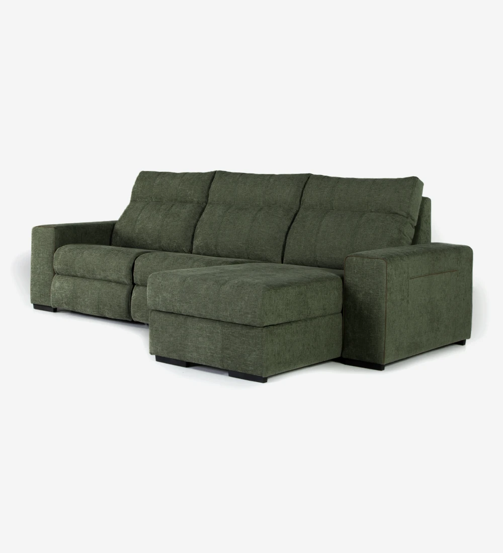 Canapé 2 places avec chaise longue revêtu en tissu, avec système relax et rangement sur la chaise longue..