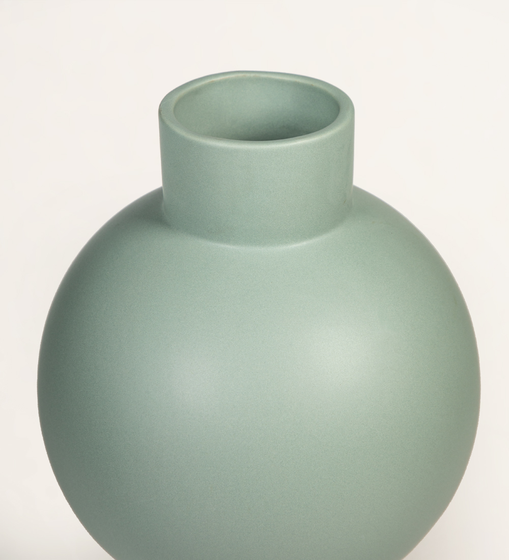 Ceramic vase in green