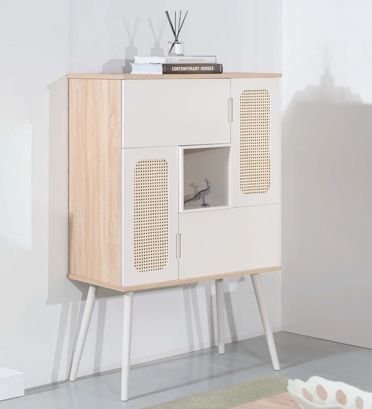 Bar cabinet with 4 doors, rattan detail on 2 doors, natural color oak structure, doors, module and feet lacquered in pearl.