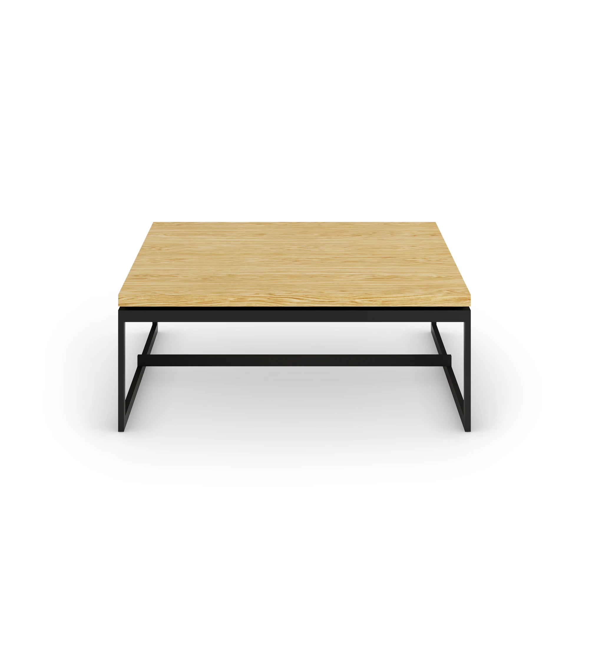 Table basse Chicago carrée, plateau en chêne naturel, pieds en métal laqué noir, 90 x 90 cm.