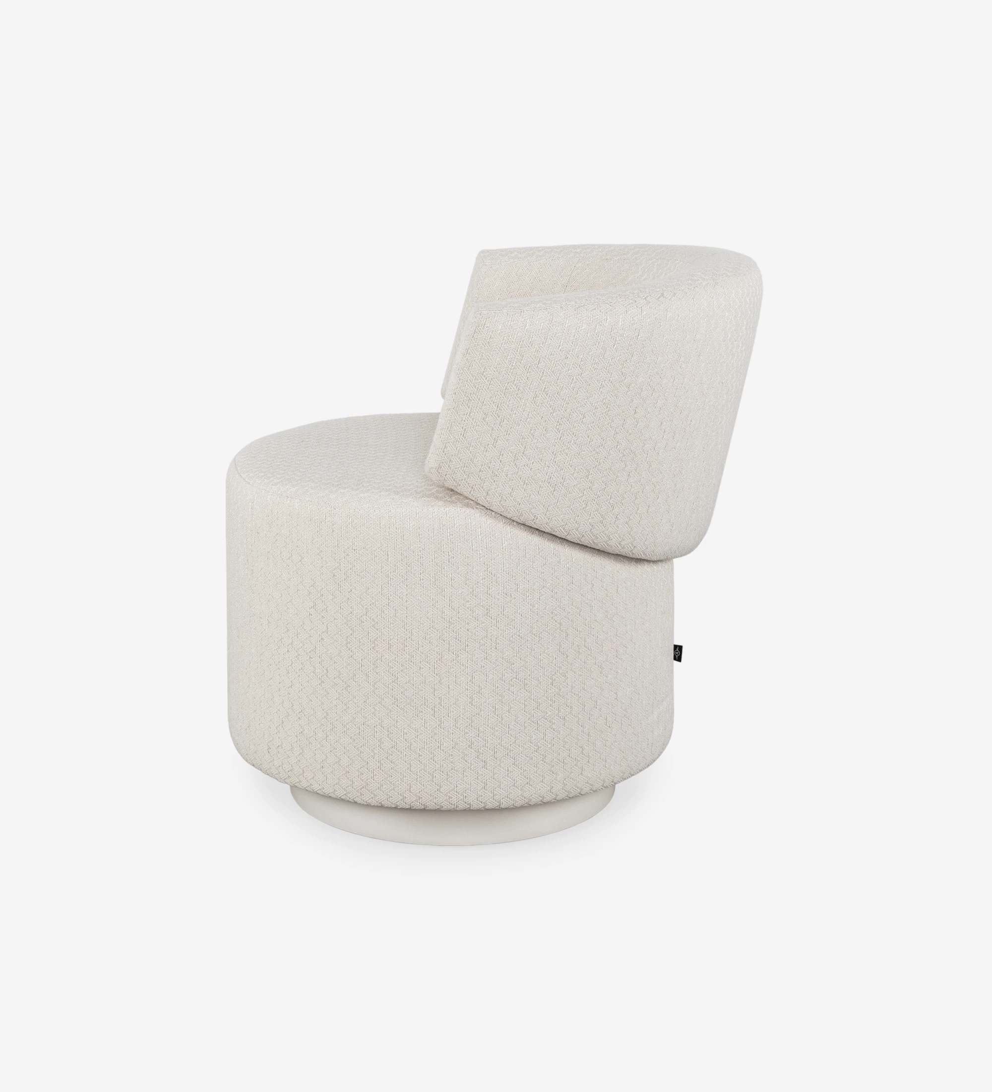 Fauteuil pivotant Londres, recouvert de tissu avec plinthe laquée perle.