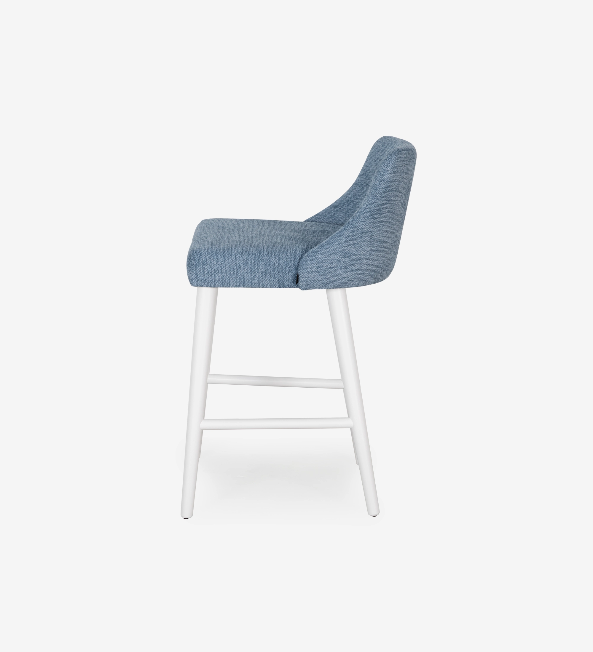 Banco alto Oslo estofado a tecido azul, pés lacados a pérola.