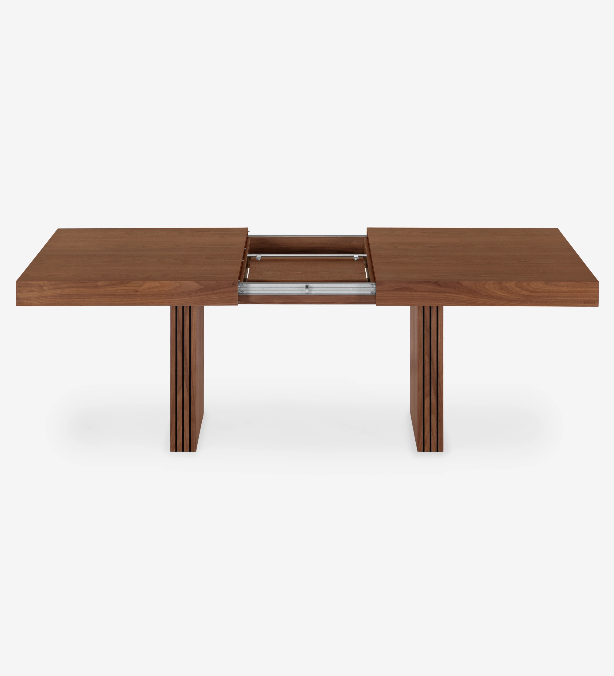 Mesa de jantar extensível retangular em nogueira natural, pés com frisos. 