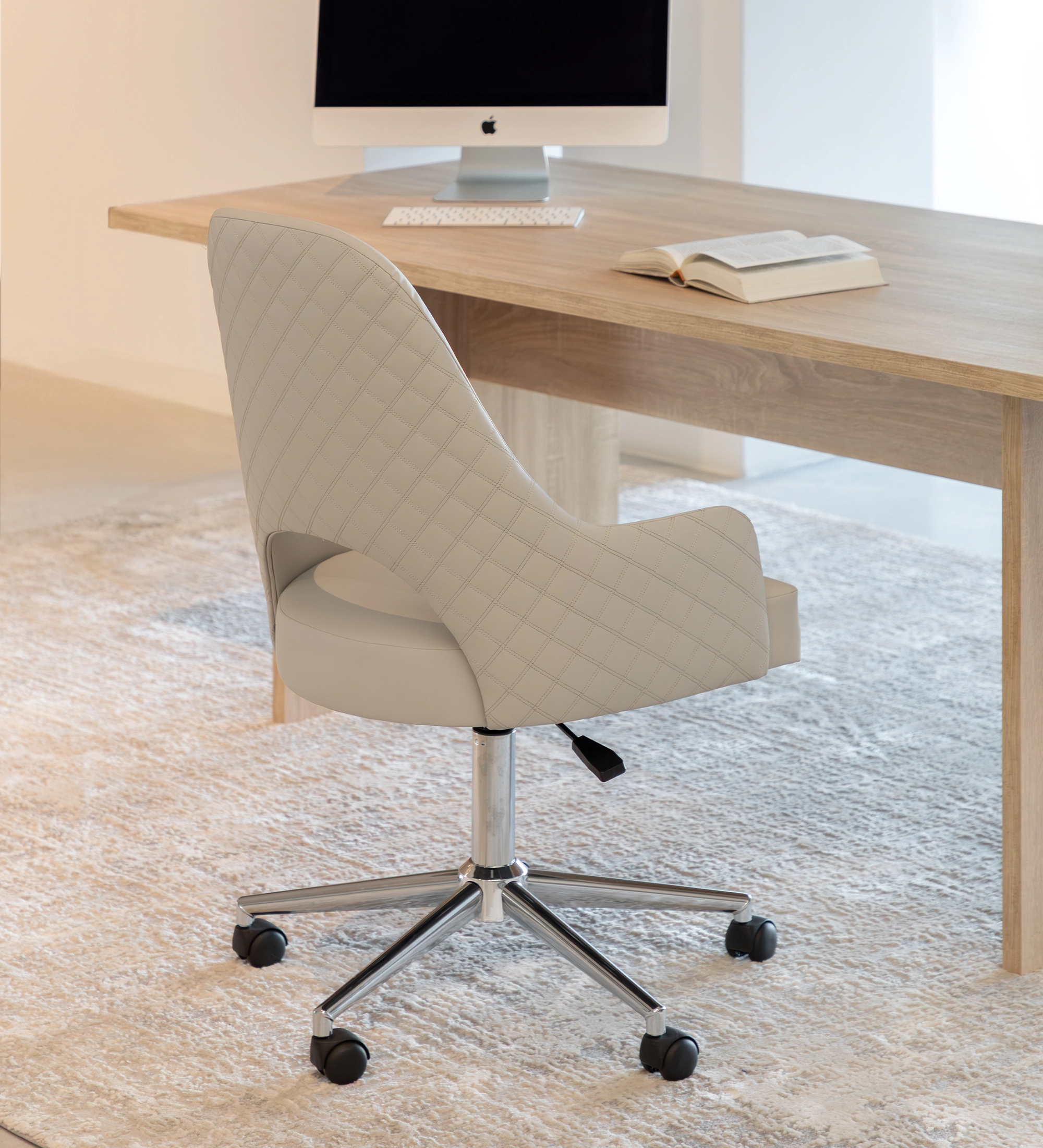  Pivotant, recouvert de tissu beige
