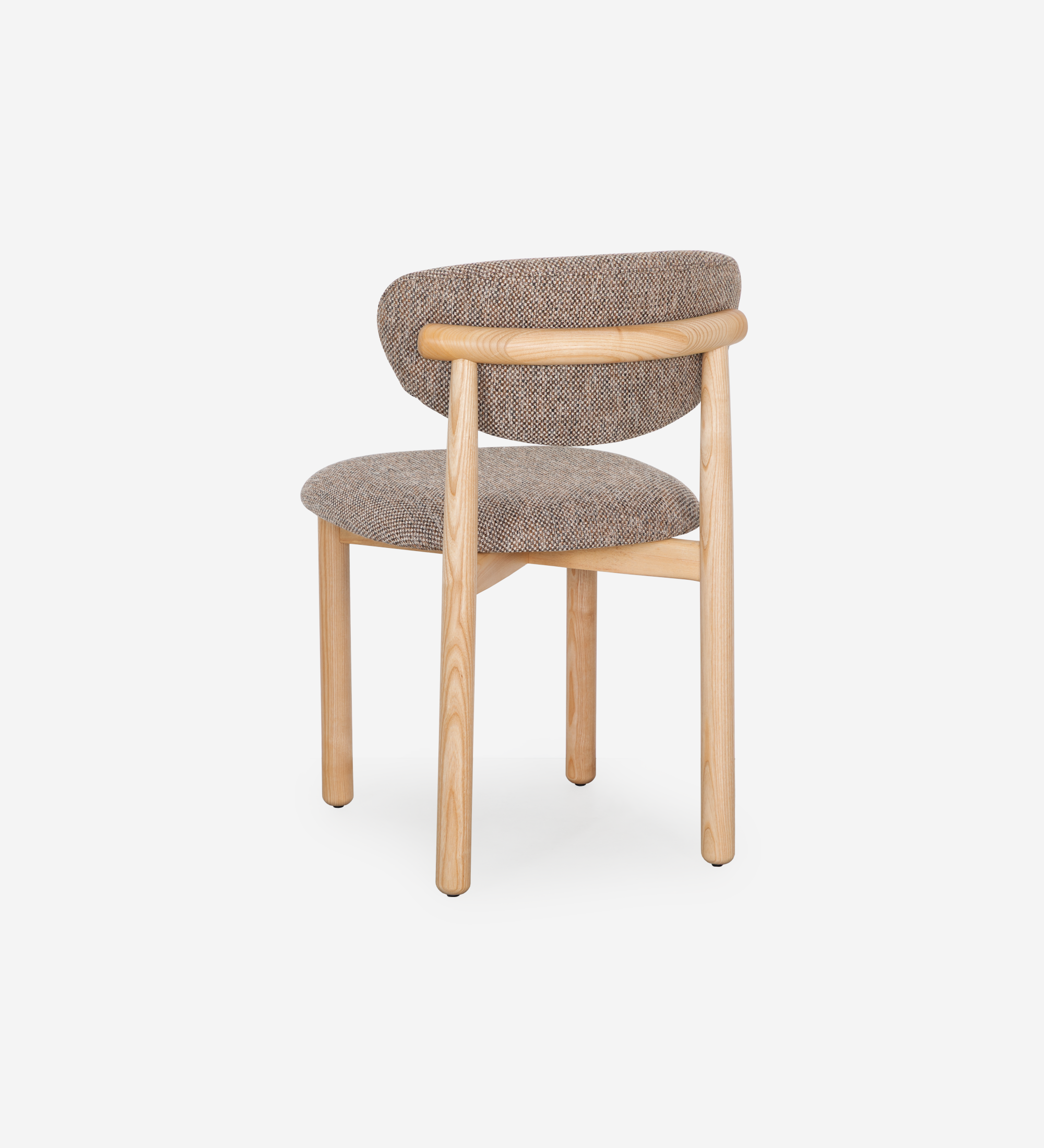 Chair in natural ash wood, with seat and backrest upholstered in multicolored fabric, primarily brown and pearl.