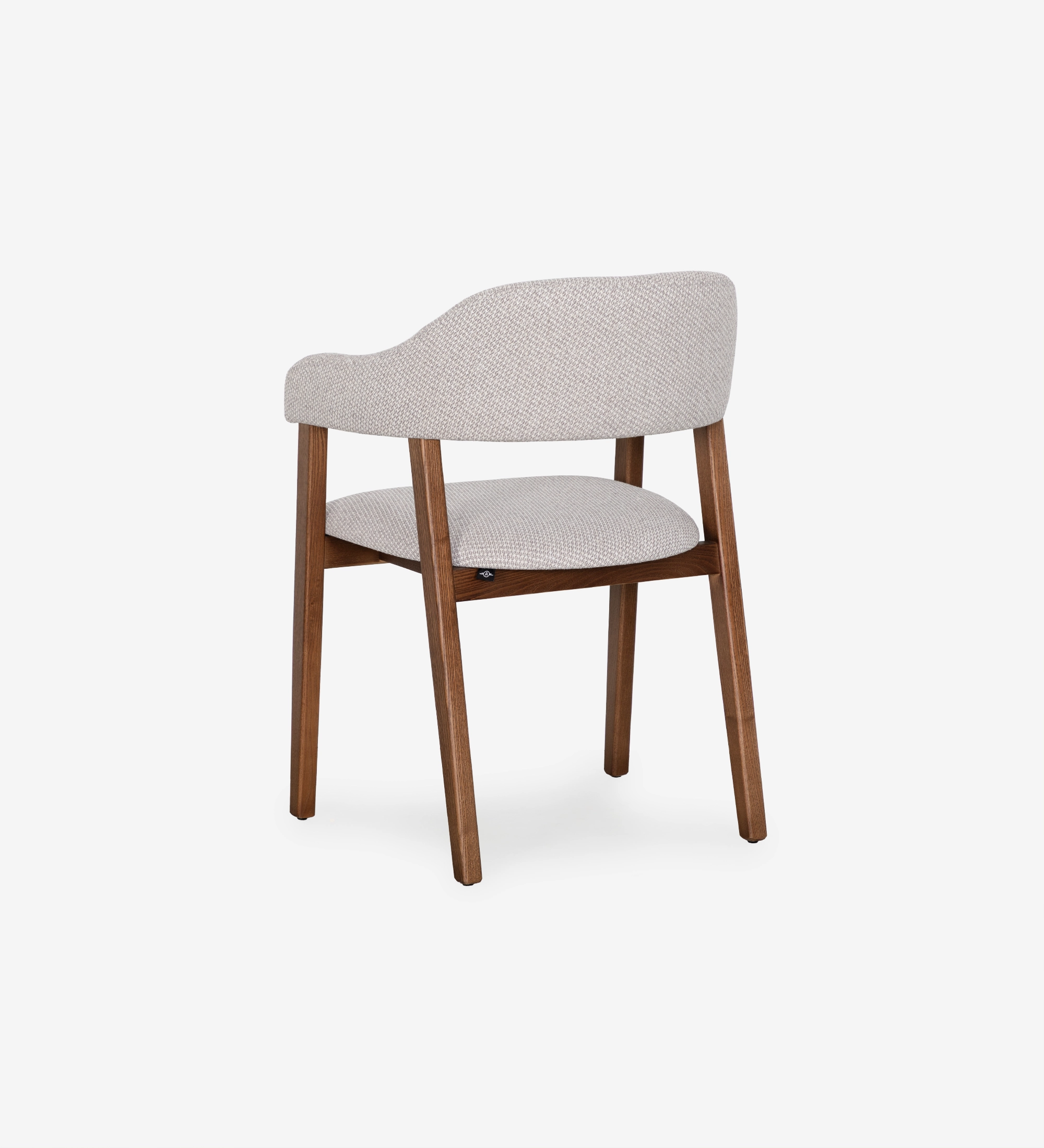 Silla Capri tapizada gris claro con respaldo curvado y patas de madera