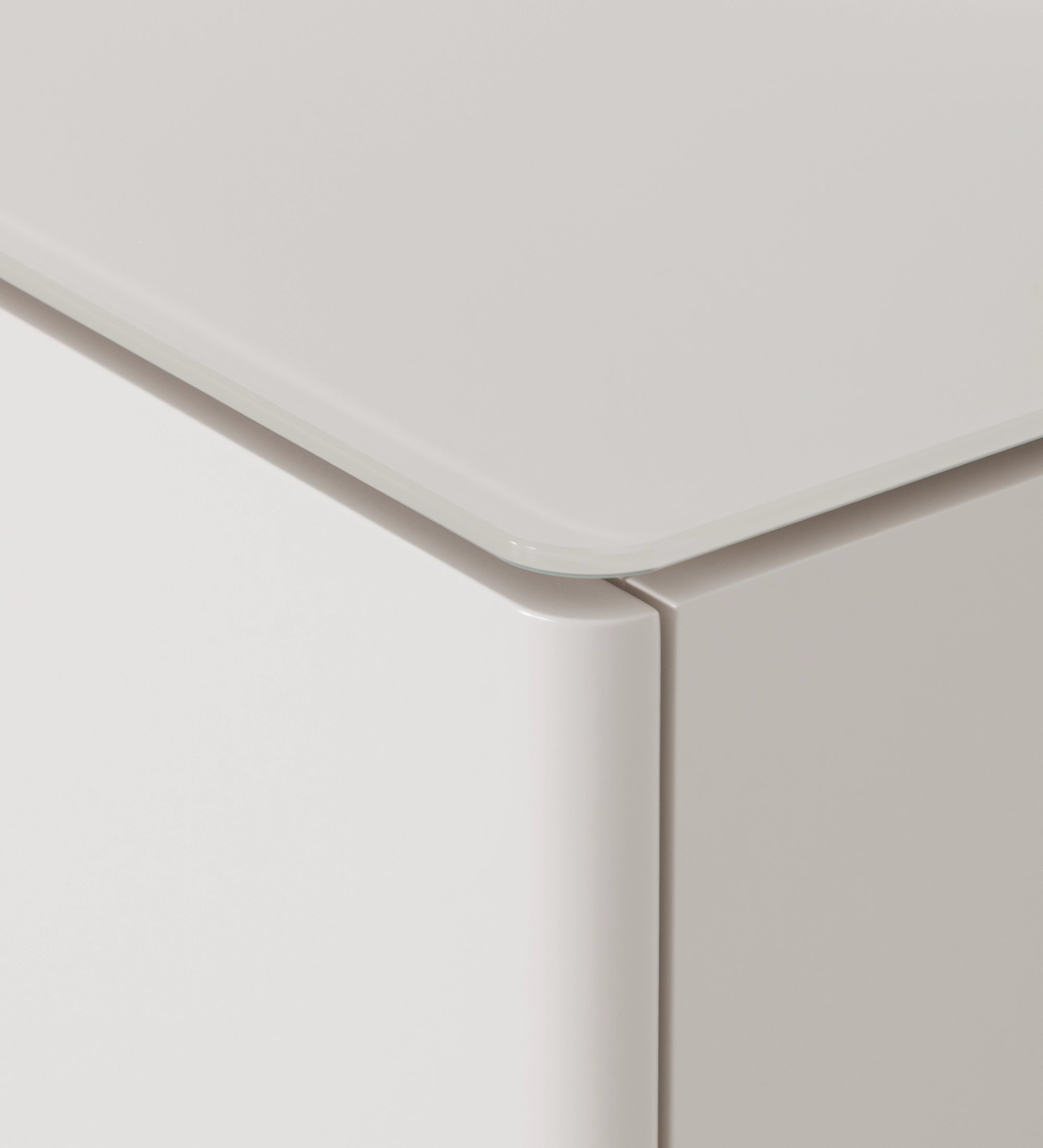 Zapatera Geneve blanca, primer plano de esquina redondeada