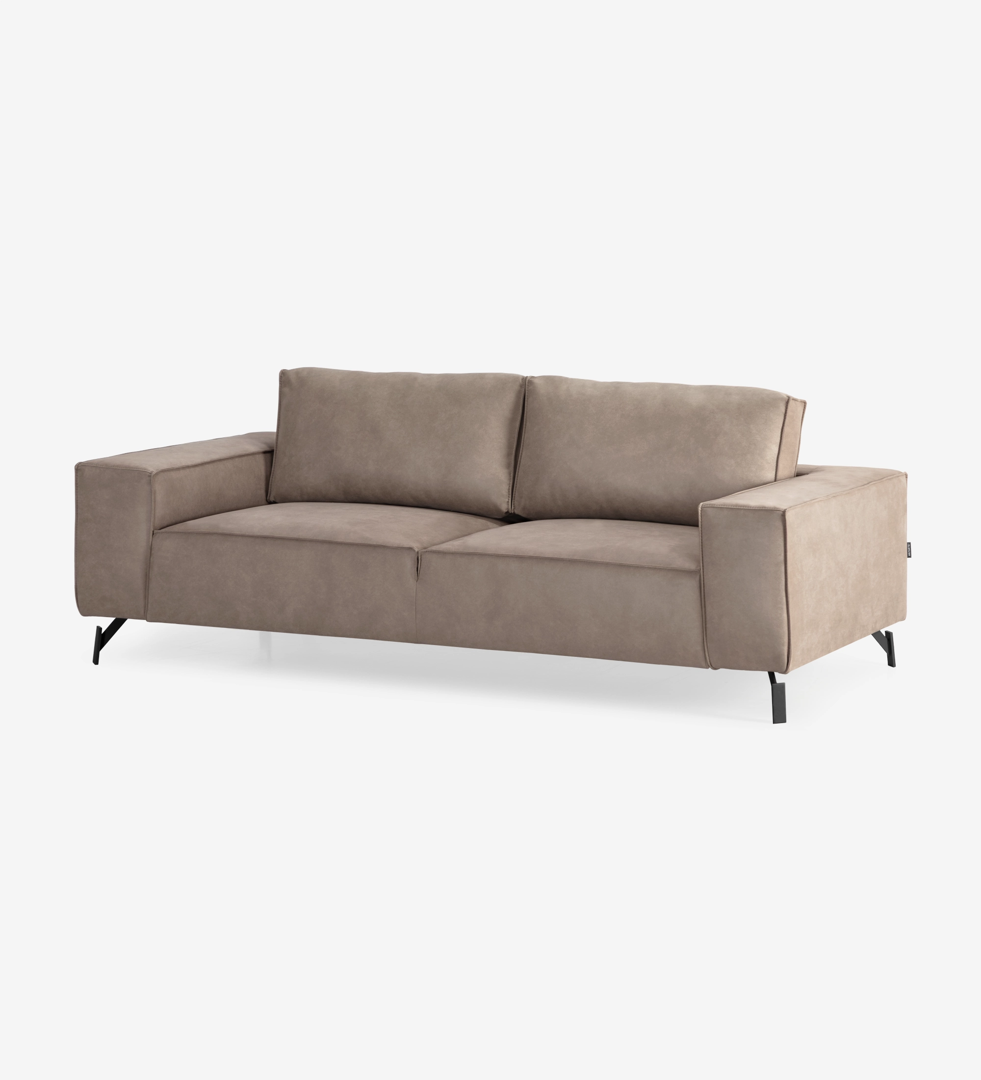 Sofá Tokyo 3 plazas tapizado en tela taupe, pies en metal lacado negro, 238 cm.