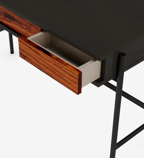 Bureau avec 2 tiroirs en palissandre brillant, structure en noir et pieds en métal laqué noir avec niveleurs.