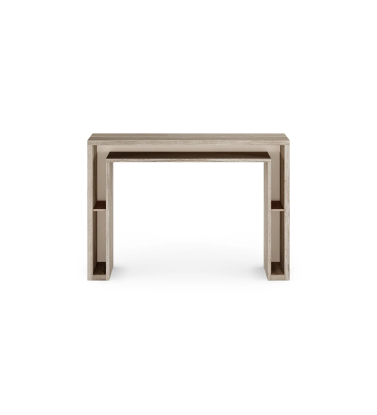 Console en chêne décapé.
