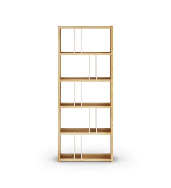 Dallas vertical bookcase in natural oak with pearl interior sides, 75 x 185 cm.