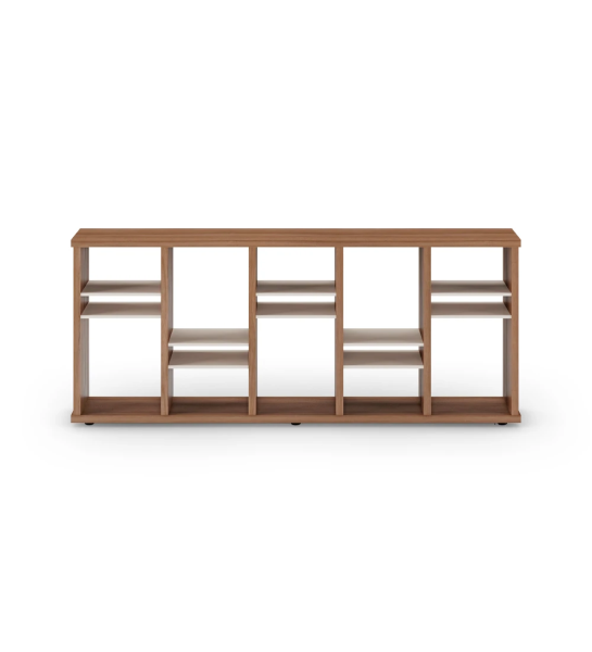 Dallas horizontal bookcase in walnut with pearl interior sides, 77,5 x 185 cm.