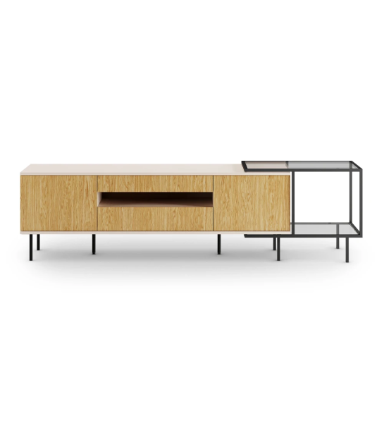 Meuble TV Cannes 2 portes et 2 tiroirs en chêne naturel, structure perlée et pieds en métal laqué noir avec niveleurs. Extension latérale avec structure en métal laqué noir, plateau et étagère en verre, 247 x 67 cm.
