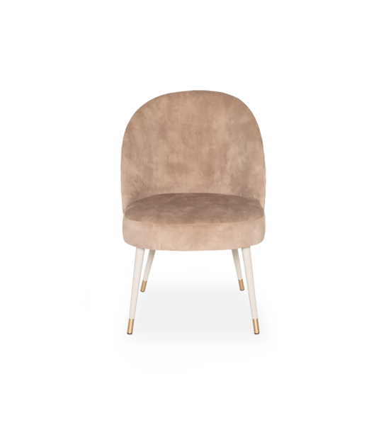 Fauteuil Geneve recouvert en tissu toffee, pieds laqués perle et détails dorés.