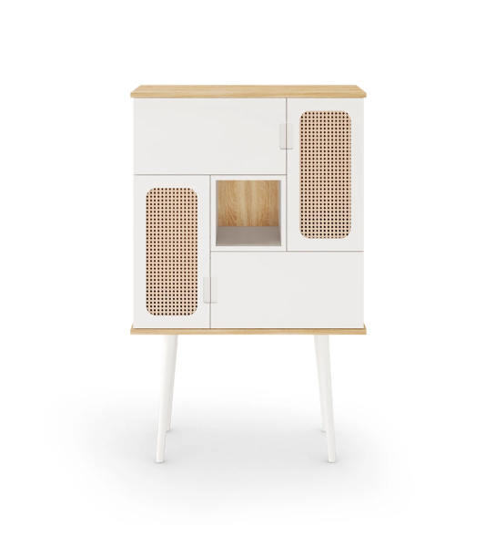 Mueble bar con 4 puertas, detalle de ratán en 2 puertas, estructura de roble natural, puertas, módulo y pies lacados perla.