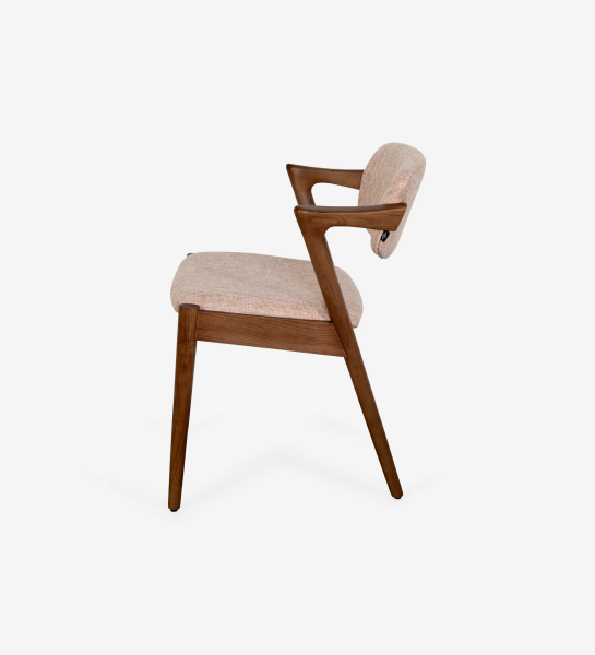 Chaise en bois de frêne couleur noyer, avec assise et dossier rembourrés en tissu.