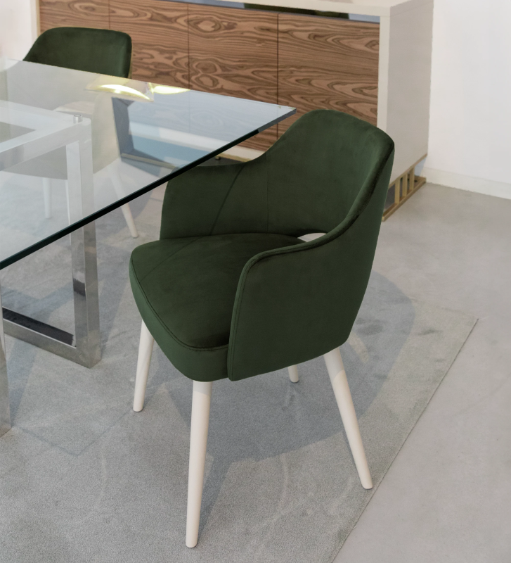 Londres chair with arms upholstered in green fabric, pearl lacquered feet.