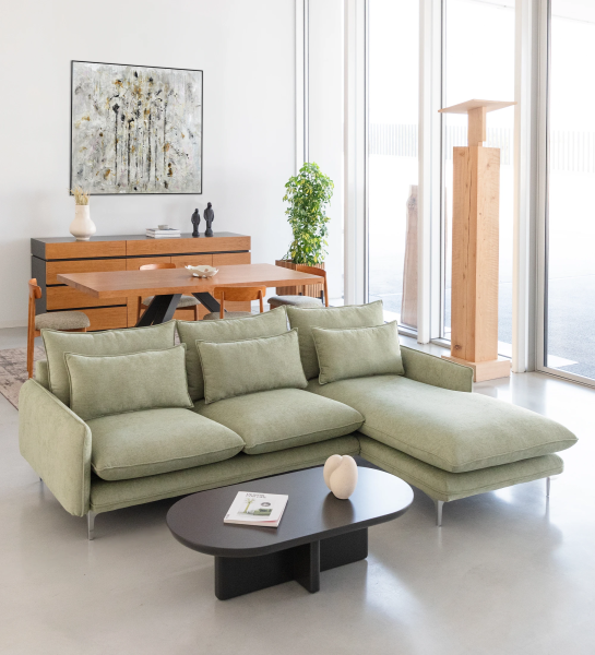 Veneza 2-seater sofa and left chaise longue, upholstered in green fabric, metal feet, 259 cm.