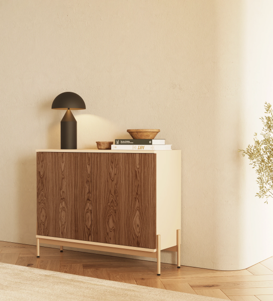 Shoes Cabinet with 2 doors in walnut, pearl structure and golden lacquered metal feet with levellers.