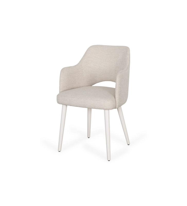 Silla con brazos en tela beige y pie lacado perla.