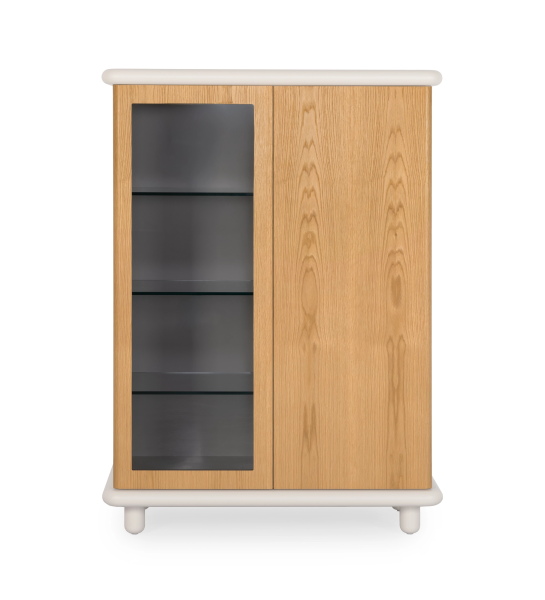Vitrine com iluminação e sensor, 2 portas em carvalho natural com estrutura em pérola.