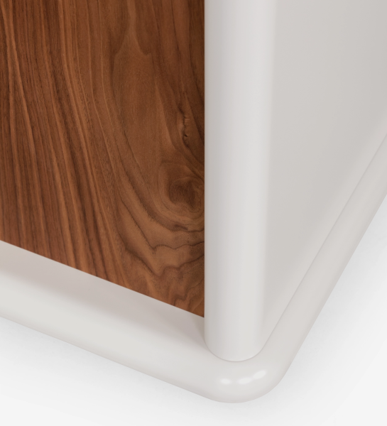 Flower box in pearl lacquer and natural walnut