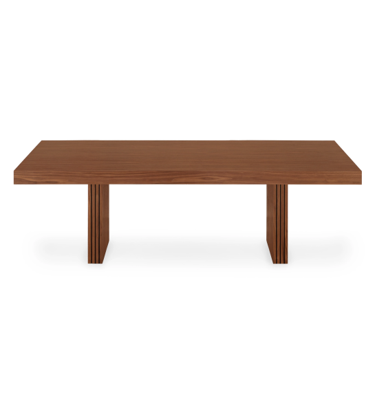 Mesa de comedor Cannes rectangular 250 x 110 cm, en nogal natural, pies con frisos.