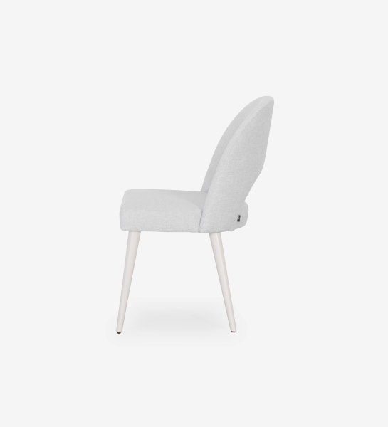 Chaise rembourré en tissu gris, pieds laquée perle.