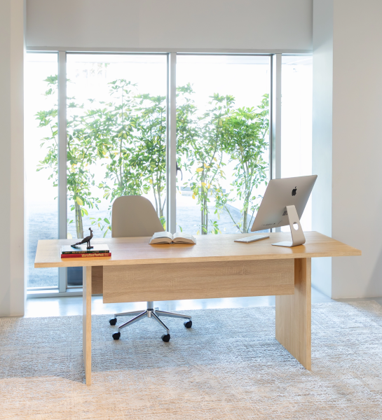 Bureau en chêne naturel