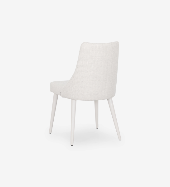 Cadeira Oslo pérola elegante com estrutura em madeira clara