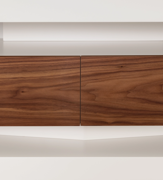 Meuble TV Londres structure et module tiroirs laquée perle, tiroirs en noyer naturel, 250 x 56 cm.