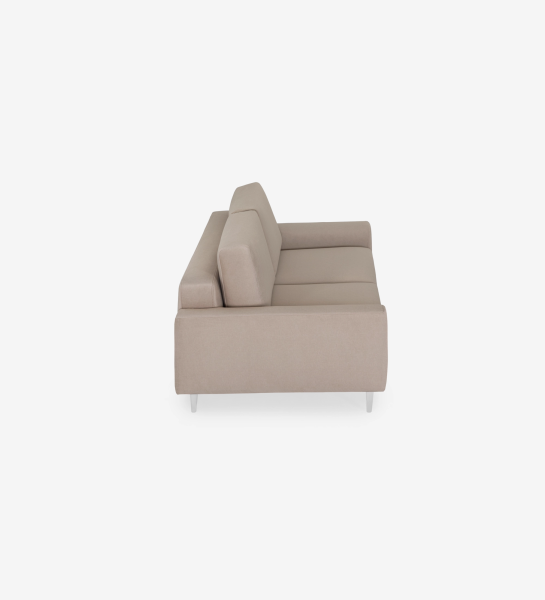 Sofá Oslo 2 plazas tapizado en tela taupe, pies lacados perla, 188 cm.