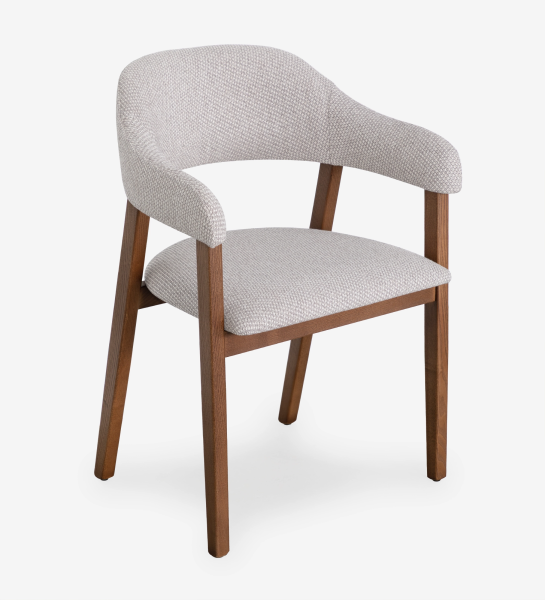 Silla Capri tapizada gris claro con patas de madera y respaldo curvo