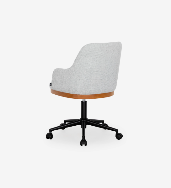 Cadeira de Executivo Cannes vista de trás, tecido cinzento, friso madeira e base preta com rodas