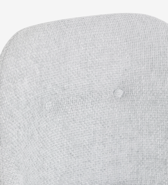 Cadeira de Executivo Cannes com encosto estofado em tecido cinza claro com botões