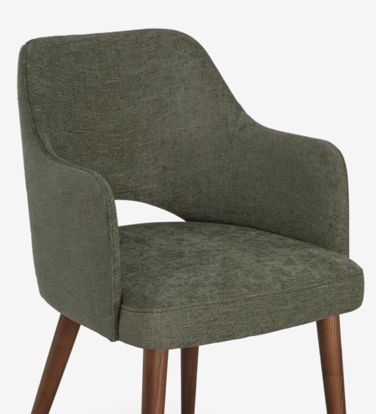 Chaise Londres en tissu vert olive, accoudoirs rembourrés et pieds en bois