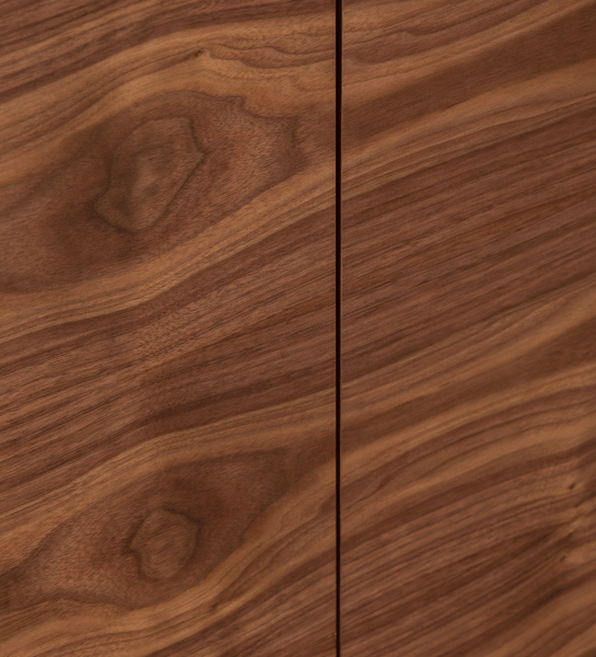 Sapateira Geneve em madeira nogueira com junta vertical