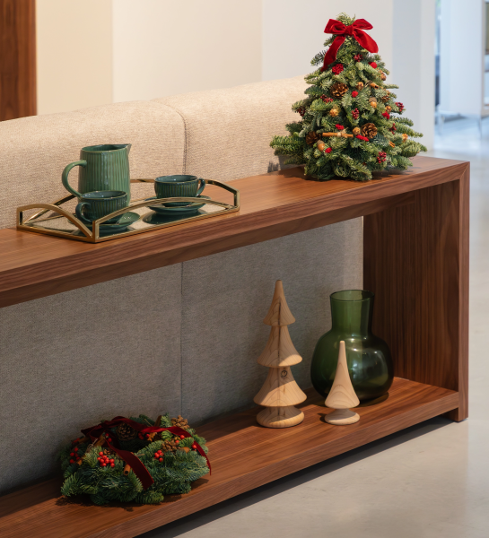 Consola em nogueira natural