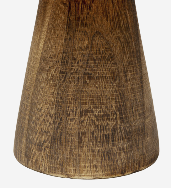 Jarra Daphne em madeira castanha com textura rústica e forma cónica